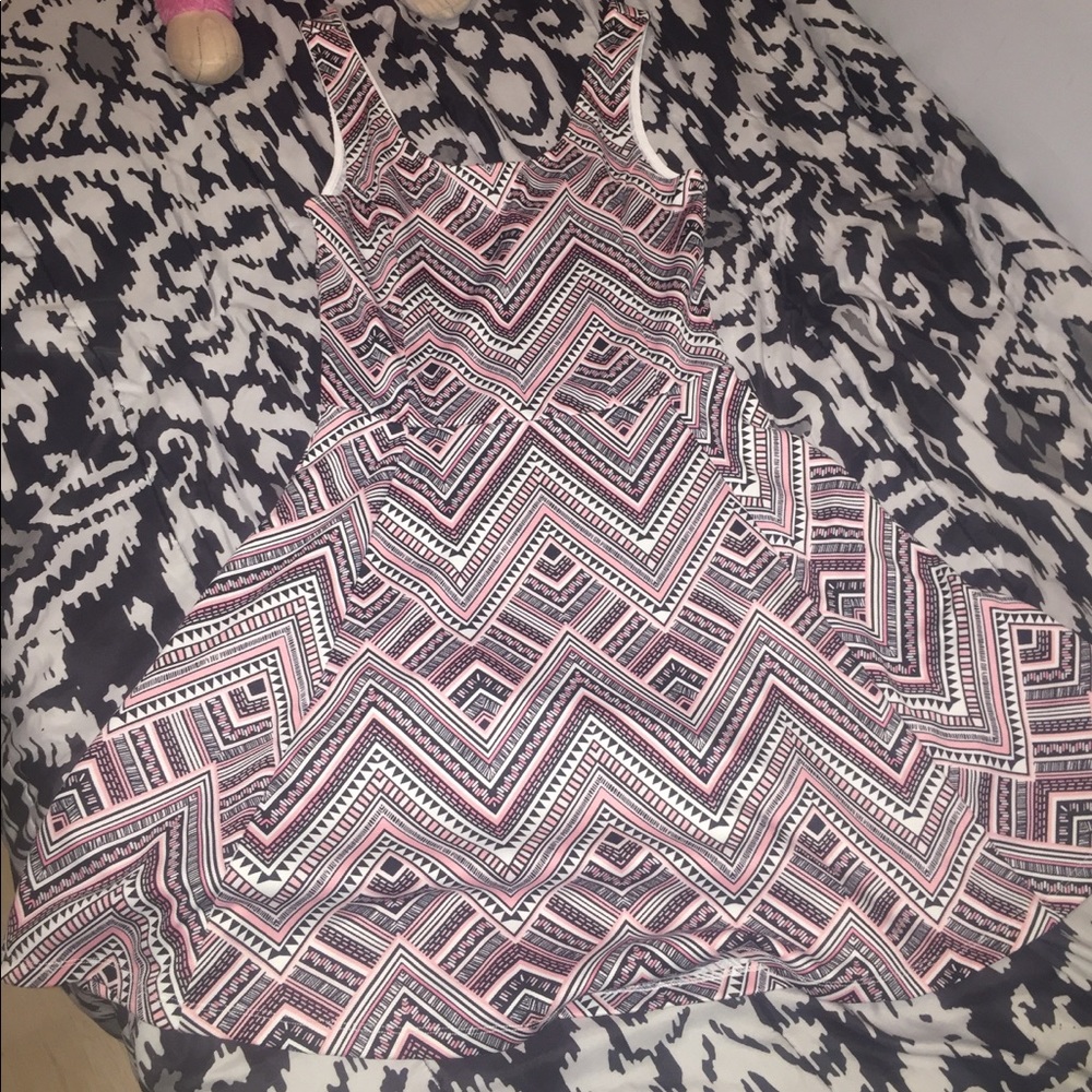 ****BRAND NEW**** Tribal print summer dress